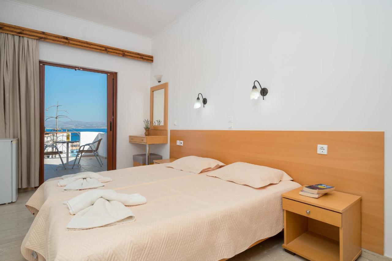 Adonis Hotel Agia Galini  Luaran gambar