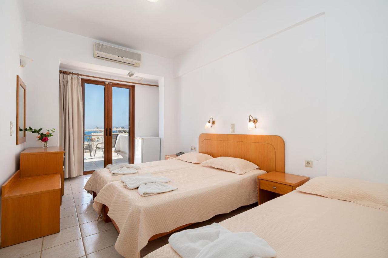 Adonis Hotel Agia Galini  Luaran gambar
